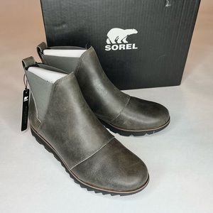 NEW in Box Sorel Harlow Chelsea Waterproof Leather Boot Bootie Women 9.5